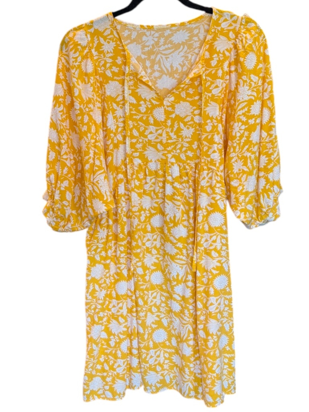 Size M Flowy Lightweight Rayon Yellow Floral Elbow Length Sleeve Mini Dress
